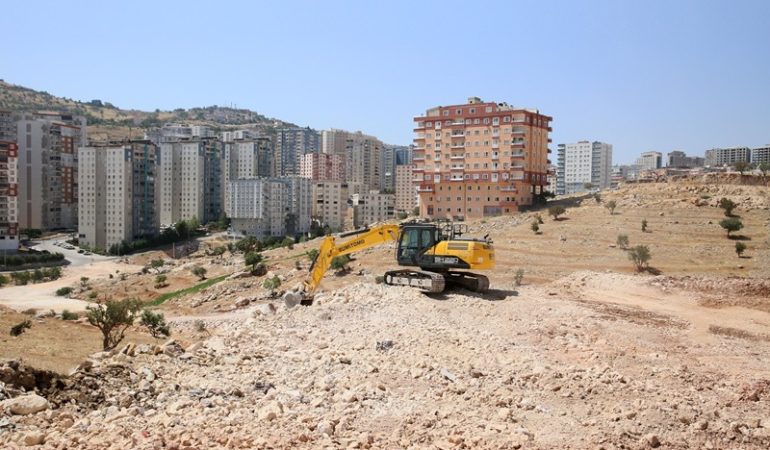 Mardin’de trafik yükünü azaltacak alternatif yol için çalışmalar başladı