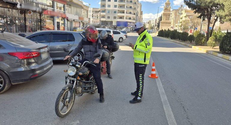 Mardin’de motosiklet denetiminde 23 sürücüye ceza
