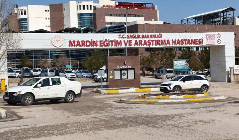 Forkliften düşen elektrik trafosunun altında kalan işçi, yaşamını yitirdi
