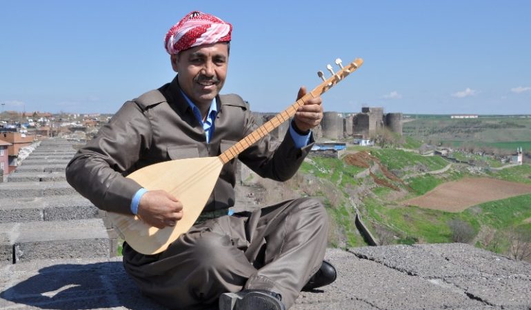 Mardinli Kürt müziğinin sevilen sesi hayatını kaybetti