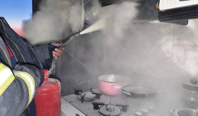 Mardin’de mutfak tüpü alev aldı: 2 yaralı