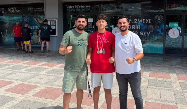 Mardin’in Genç Yüzücüsü İshak Ertaş Türkiye Şampiyonu Oldu